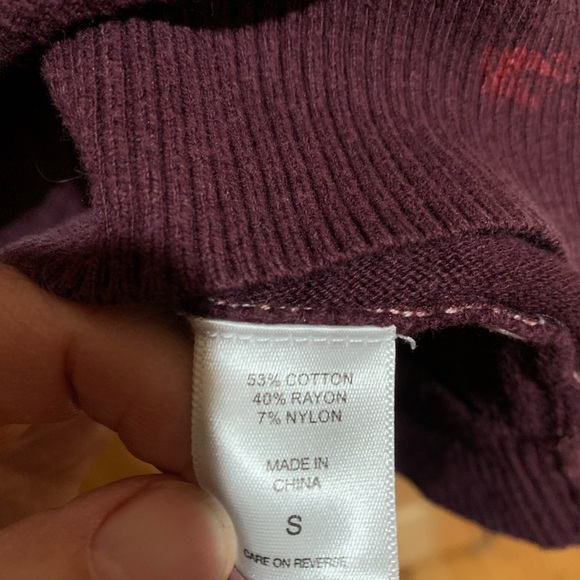 🖤5 for $20- Soho NY&C Jeans woman’s long sleeve sweater size small - Picture 5 of 8